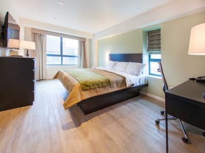 Comfort Inn & Suites - Kew Gardens Near La Guardia Airport ニューヨーク エクステリア 写真