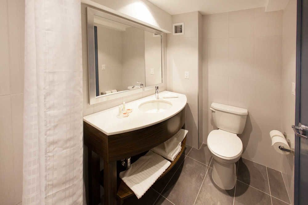 Comfort Inn & Suites - Kew Gardens Near La Guardia Airport ニューヨーク エクステリア 写真