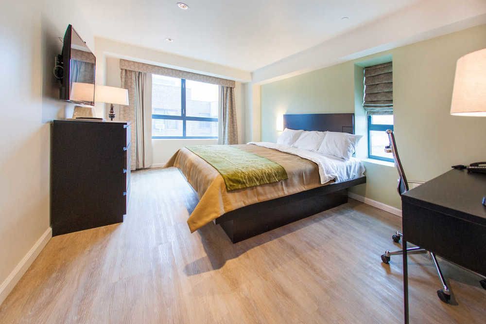 Comfort Inn & Suites - Kew Gardens Near La Guardia Airport ニューヨーク エクステリア 写真