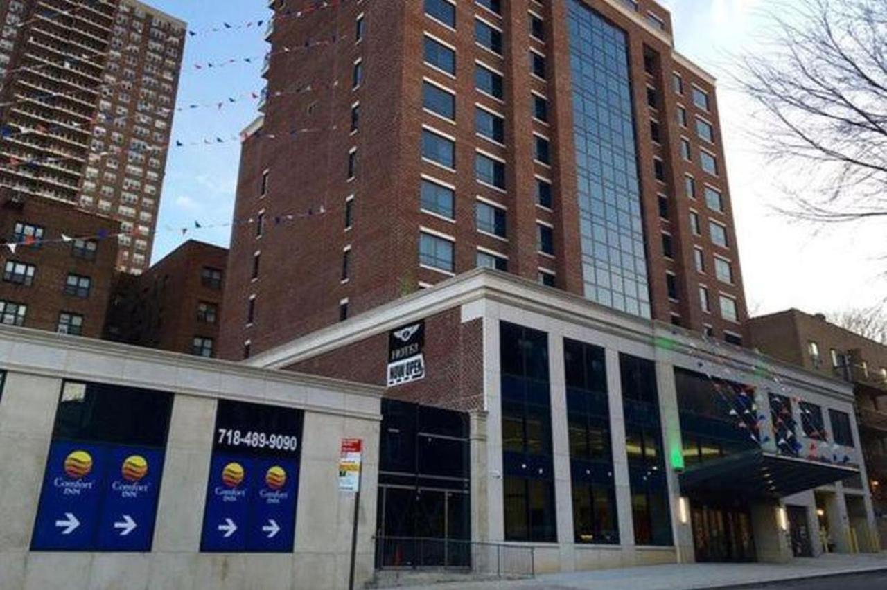 Comfort Inn & Suites - Kew Gardens Near La Guardia Airport ニューヨーク エクステリア 写真
